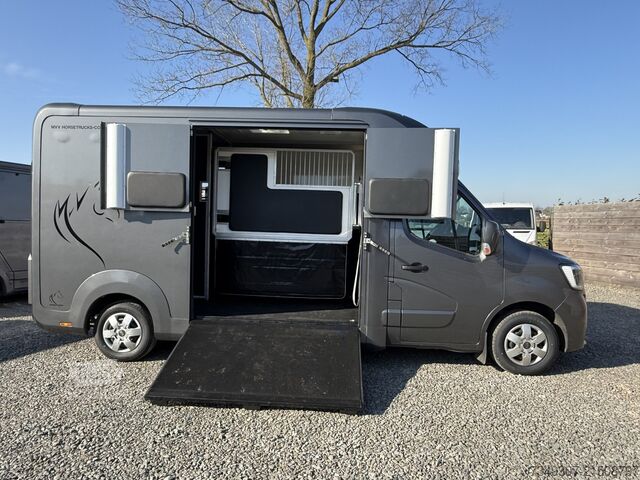 Transport de chevaux Renault Master PAARDENWAGEN | HORSETRUCK | STX | STALLI...