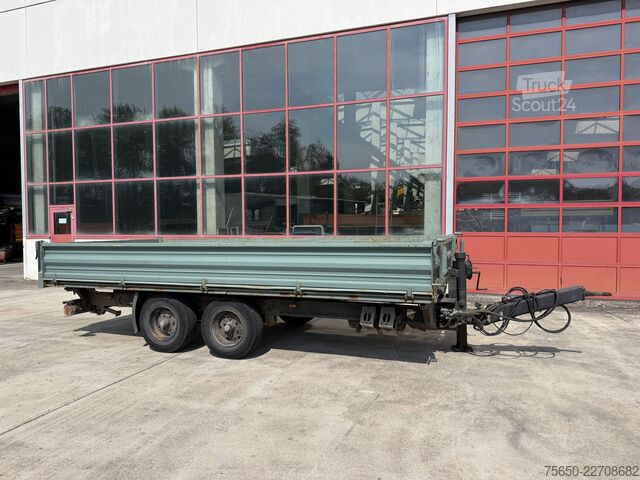 مقطورة قلابة ثلاثية الاتجاهات HIRTH TD 105A  Tandemkipper- Tieflader
