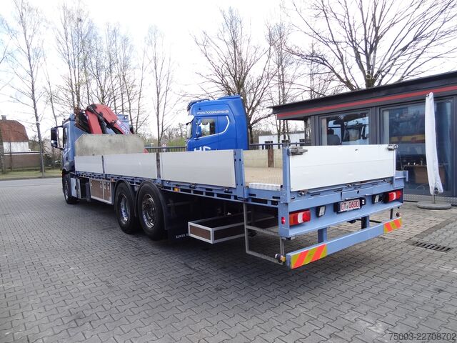 Truck mounted crane Mercedes-Benz Actros 2533 6X2 HMF 1820 Langmaterial