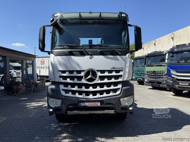 Tipper truck Mercedes-Benz Arocs 3245 K 8X4 Haken