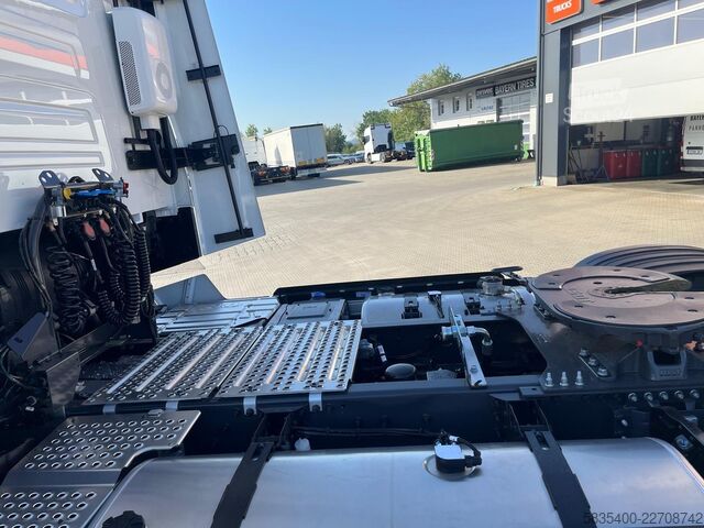 Standard tractor unit Renault T-High 520 - Retarder + Kipphydraulik
