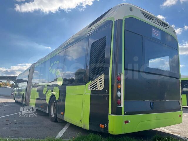 Kĺbový autobus Volvo G891H