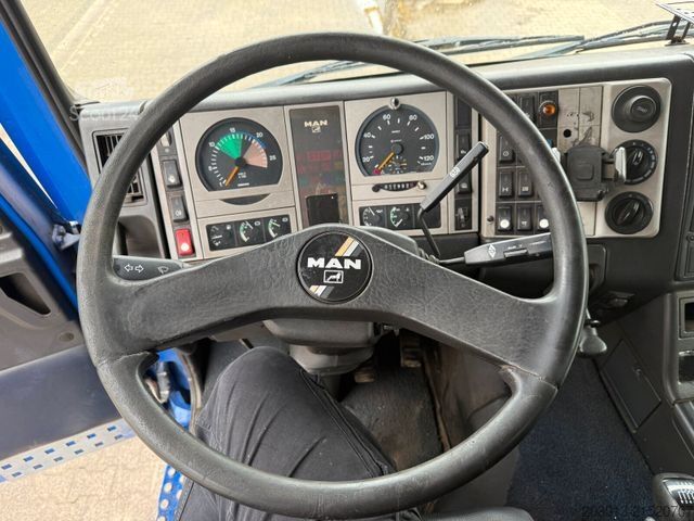 Саміоскид MAN TGS 26.400 6x2 Kipper + Kran LogLift F105Z77A