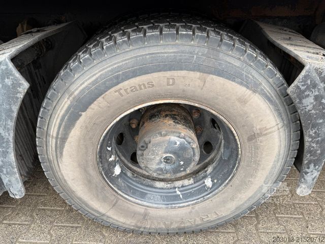 Кран, монтиран на камион MAN TGS 26.400 6x2 Kipper + Kran LogLift F105Z77A