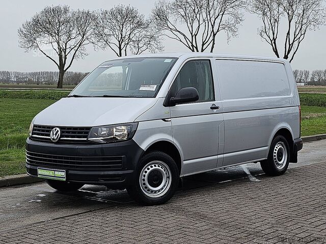 High-roof van VW TRANSPORTER 2.0 TDI ac automaat EURO6