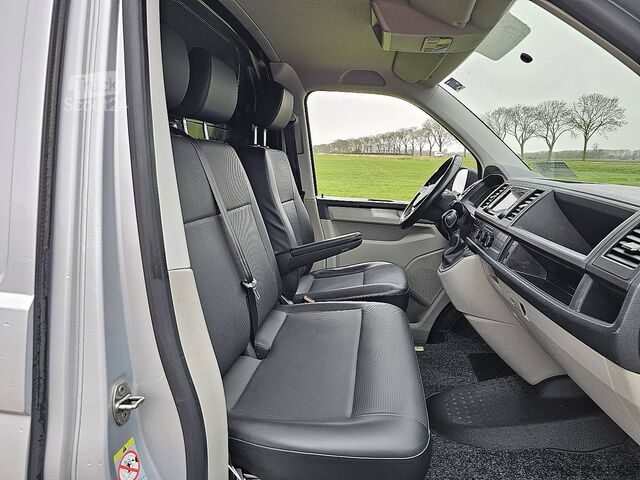 High-roof van VW TRANSPORTER 2.0 TDI ac automaat EURO6
