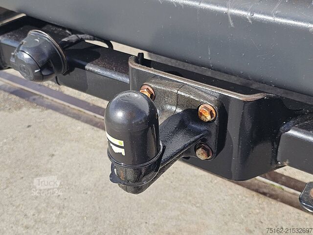 Bestelauto MERCEDES-BENZ SPRINTER 315 L2H1 3.5t-Trekhaak