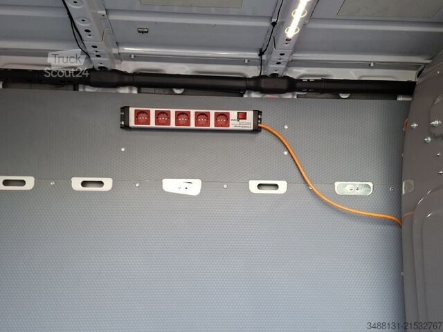 Skåpbil Mercedes-Benz SPRINTER 314 L2H2 AHK 2T KAMERA STANDHZG NAVI