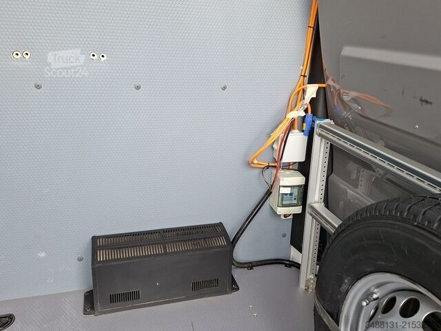 Skåpbil Mercedes-Benz SPRINTER 314 L2H2 AHK 2T KAMERA STANDHZG NAVI