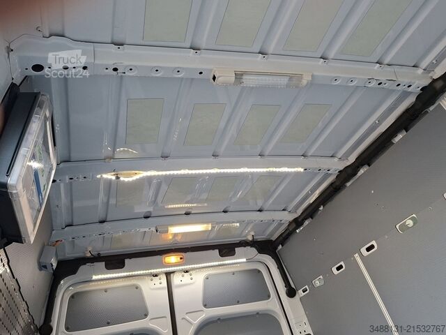 Skåpbil Mercedes-Benz SPRINTER 314 L2H2 AHK 2T KAMERA STANDHZG NAVI