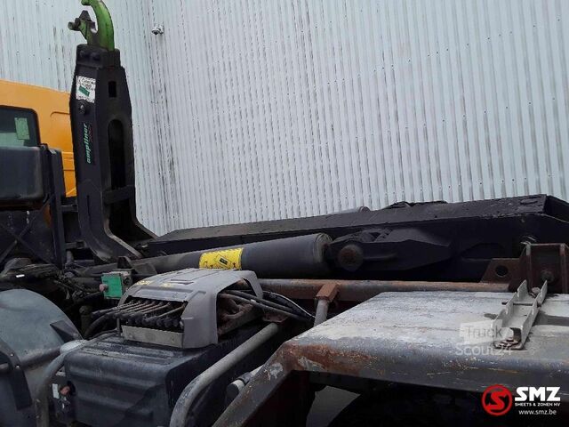 Transporte de contentores Renault Kerax 450 177000km ampirol CASSE