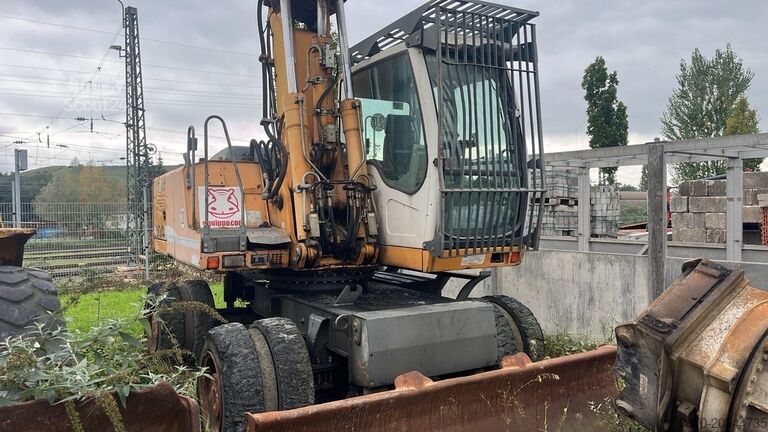 Excavateur mobile Liebherr A 904 B Litronic