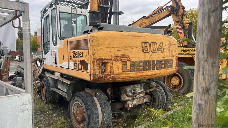 Excavateur mobile Liebherr A 904 B Litronic