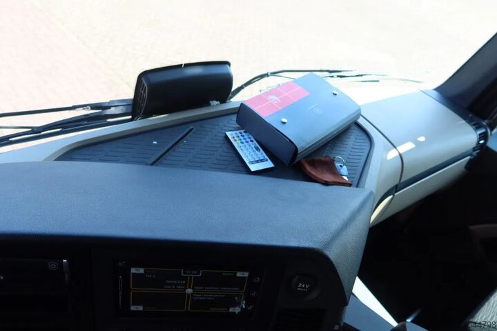 Bestelwagen autodrager Mercedes-Benz Actros 1840 4x2 Groenewold auto-transporter, 9 ...