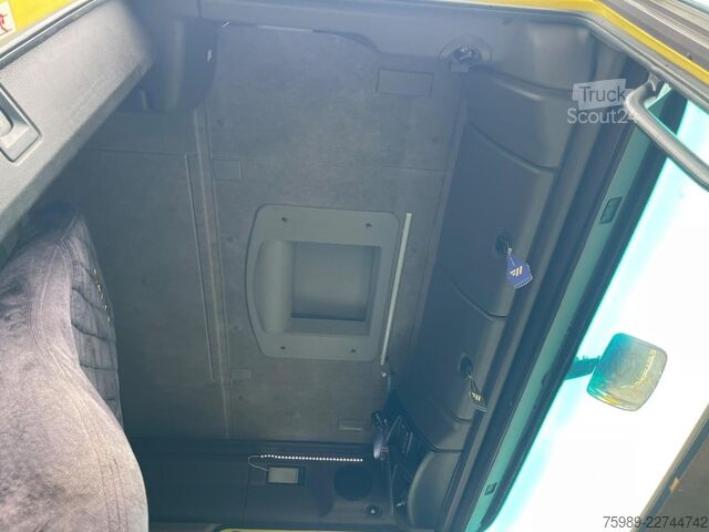 Tracteur standard Renault Magnum 460 MANUAL bak, 2X FUEL TANK, EURO 5