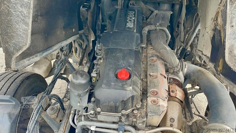 Standard tractor DAF XF 105.460 Euro5   2 tanks Parking Airco,  Frig...