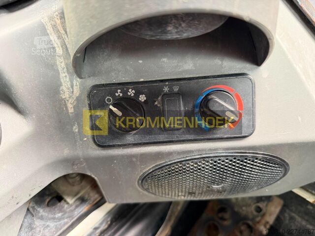 Caricatore cingolato Bobcat T 590