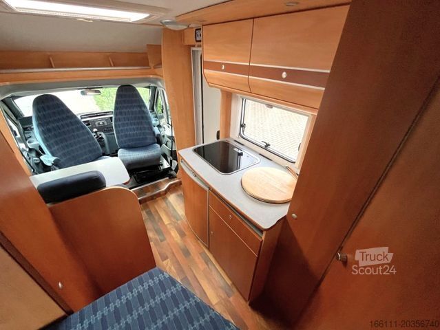 Camping-car semi-intégré SUNLIGHT T 58 - Festbett - Klima - Tempomat -
