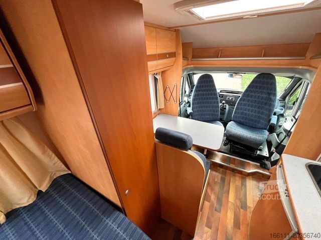 Halvintegrerad husbil SUNLIGHT T 58 - Festbett - Klima - Tempomat -