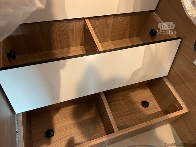 Τροχόσπιτο αυτοκινούμενο PÖSSL Roadcruiser | LAST-EDITION SALE | *Auto-178P*