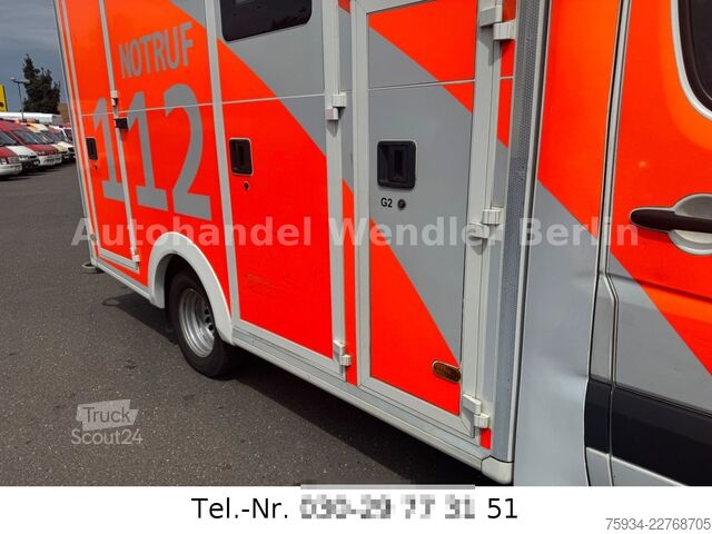 Camion de pompiers MERCEDES-BENZ Sprinter 516 CDI RTW WAS Koffer Fahrtrage+Sessel