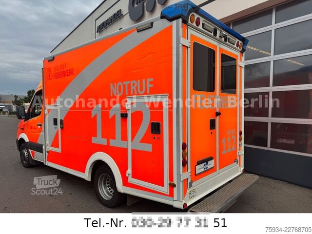Camion de pompiers MERCEDES-BENZ Sprinter 516 CDI RTW WAS Koffer Fahrtrage+Sessel