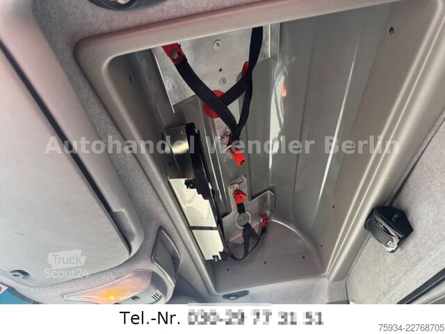 Camion de pompiers MERCEDES-BENZ Sprinter 516 CDI RTW WAS Koffer Fahrtrage+Sessel