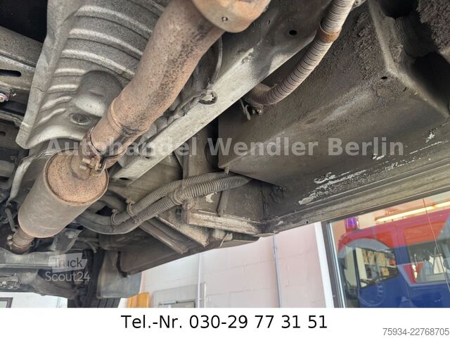 Camion de pompiers MERCEDES-BENZ Sprinter 516 CDI RTW WAS Koffer Fahrtrage+Sessel