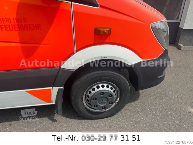 Camion de pompiers MERCEDES-BENZ Sprinter 516 CDI RTW WAS Koffer Fahrtrage+Sessel