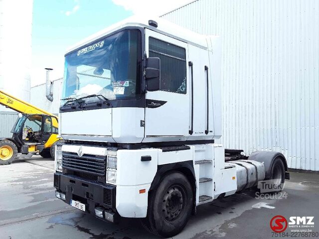Tracteur standard Renault Magnum 390 pompe manual Pump