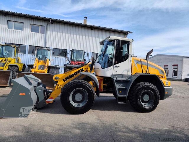 Kolesni nakladalnik LIEBHERR L 526 Kein 514 524 538 542 546 "wie neu"Zustand