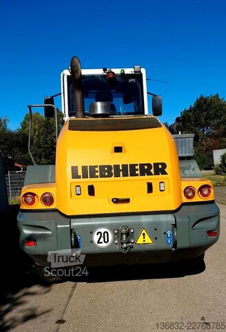 Kolesni nakladalnik LIEBHERR L 526 Kein 514 524 538 542 546 "wie neu"Zustand