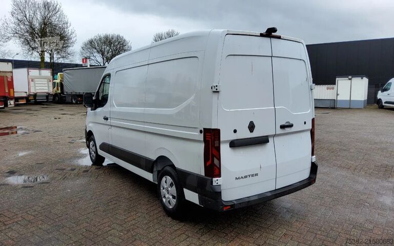 Kastenwagen Renault Master 150.35 EURO 6 L2H2 GESLOTEN - 206 - BP...