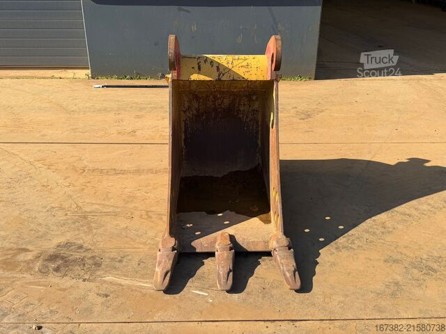 Bagger Caterpillar Teeth bucket CW 40