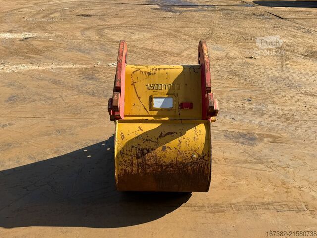 Bagger Caterpillar Teeth bucket CW 40
