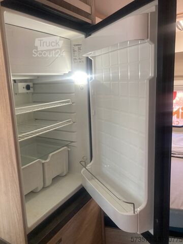 Camper Fiat Ducato Weinsberg Carabus 2023 | manuales | Techo elevable