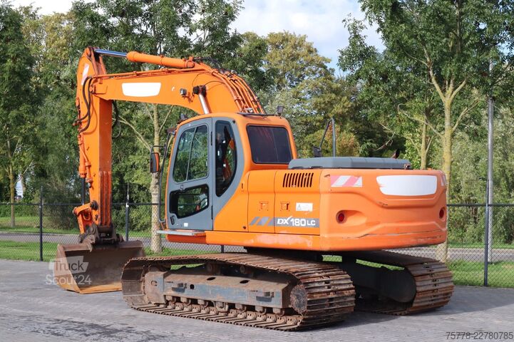 Rupsgraafmachine Doosan DX180LC | BUCKET | CW QUICK COUPLER