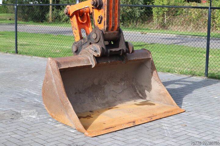 Rupsgraafmachine Doosan DX180LC | BUCKET | CW QUICK COUPLER
