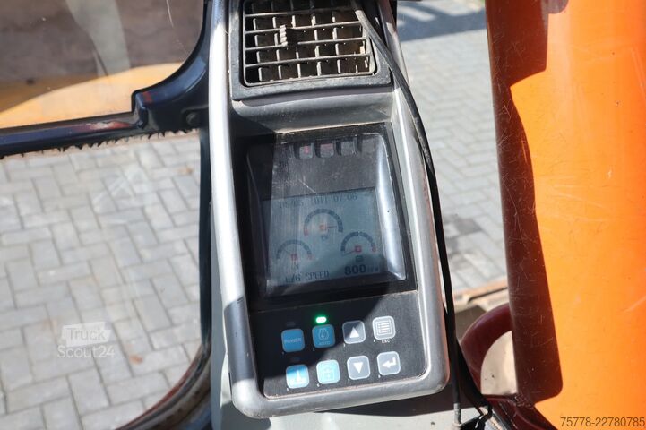 Rupsgraafmachine Doosan DX180LC | BUCKET | CW QUICK COUPLER