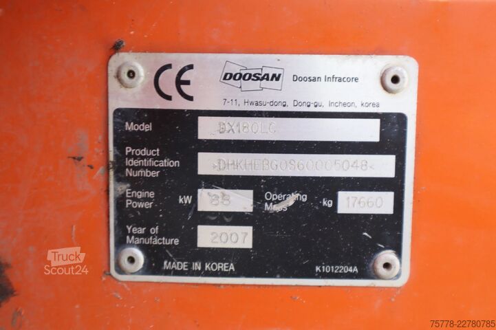 Rupsgraafmachine Doosan DX180LC | BUCKET | CW QUICK COUPLER