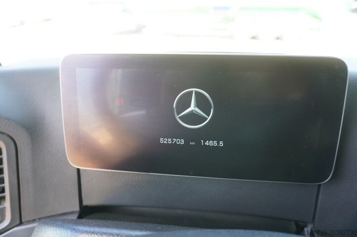 Platforma so stĺpikmi Mercedes-Benz Arocs 3563 8 × 4 / 630 HP /steered axle