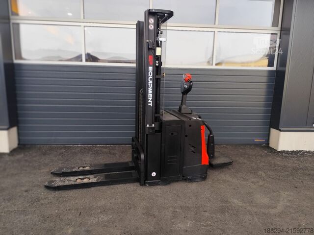 Ръчен стакер EP ES16-RSI LI NEUMASCHINE