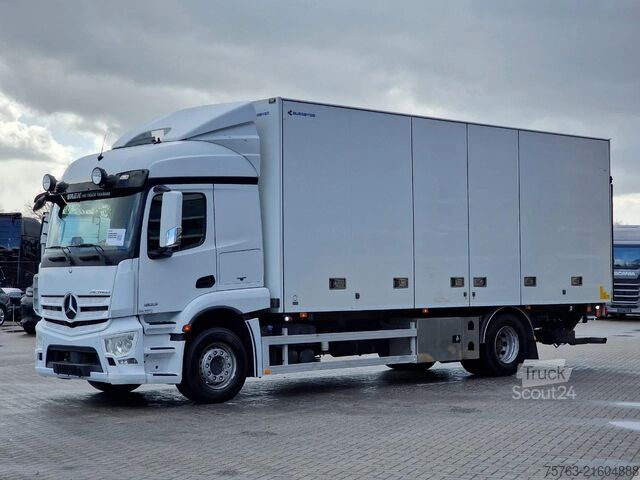Koffer Mercedes-Benz Actros 1833 4x2 - Bussbygg box sidedoors - Load...