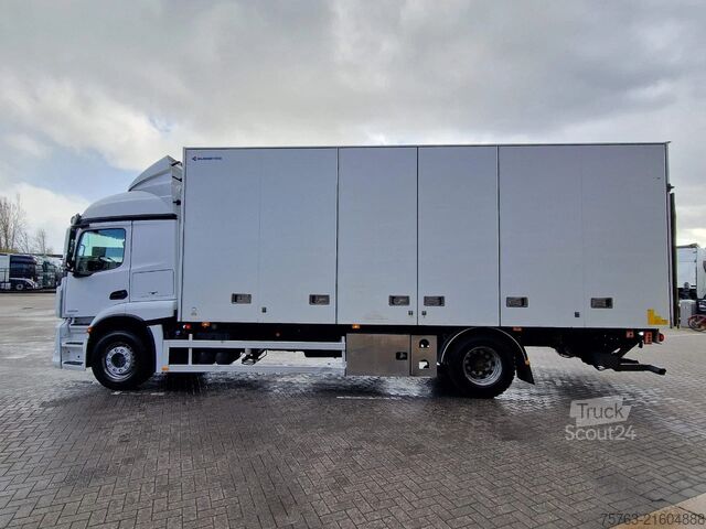 Koffer Mercedes-Benz Actros 1833 4x2 - Bussbygg box sidedoors - Load...