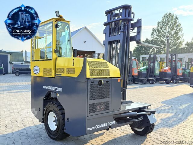 Carretilla retráctil de 4 vías Combilift C3000XL GAS DUPLEX 4550 FORK POSITIONER