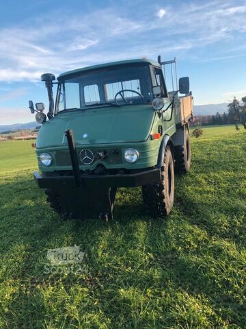 Autocamion cu destinație specială Unimog 421