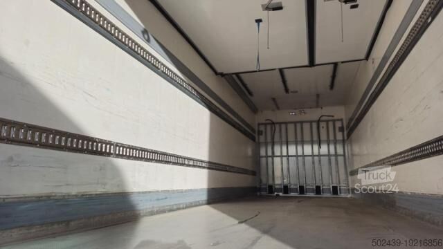 Camión frigorífico Renault Premium 270 DXI