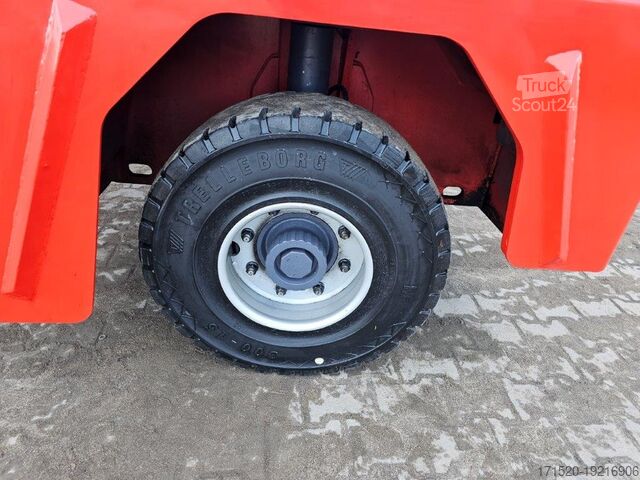 Chariot élévateur latéral Baumann DFQ50/18/45