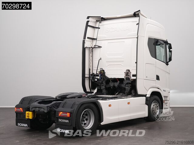 Standaard trekker Scania S560 4X2 NEW! Retarder Full-Air 2xTanks Leder S...