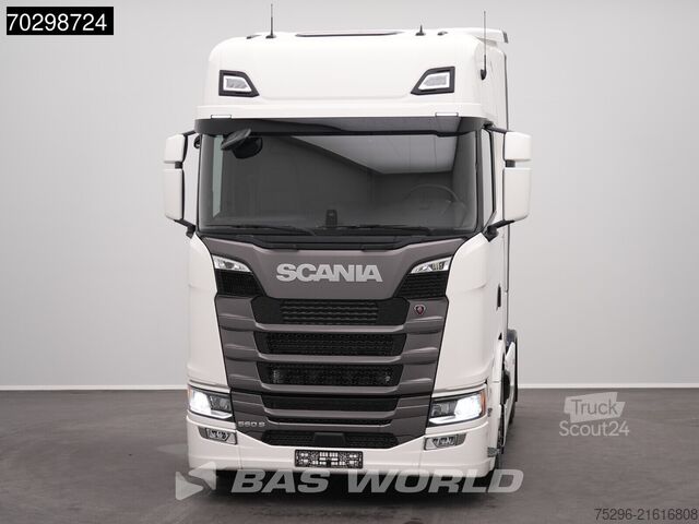Standaard trekker Scania S560 4X2 NEW! Retarder Full-Air 2xTanks Leder S...